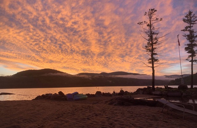 Lakeside privada casa en alquiler en Gran Lago Sacandaga en Adirondack Park