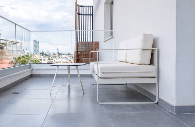 Platinum 77 X - Two Bedroom Apartment, Sleeps 4
