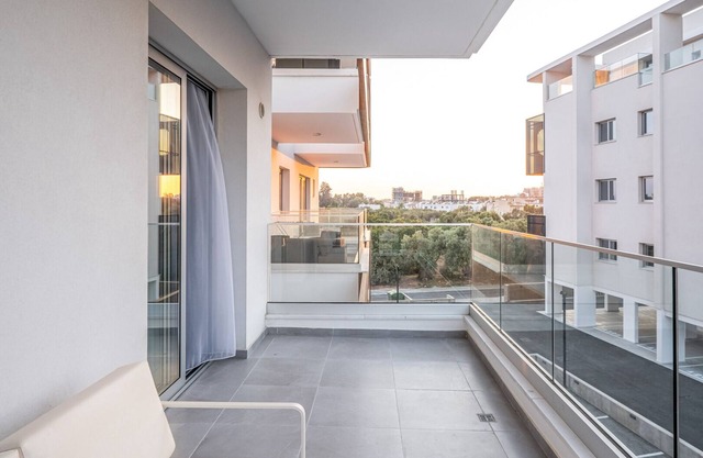 Platinum 77 XIV - Two Bedroom Apartment, Sleeps 4