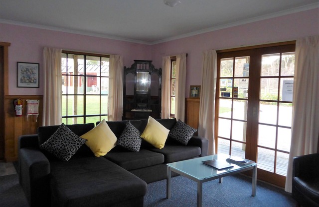 Platypus Park Country Retreat - Forester Apartment