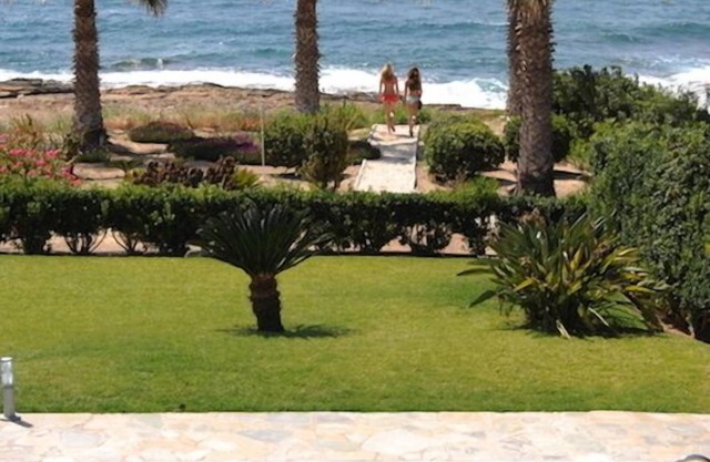 Platzia Beach Villas