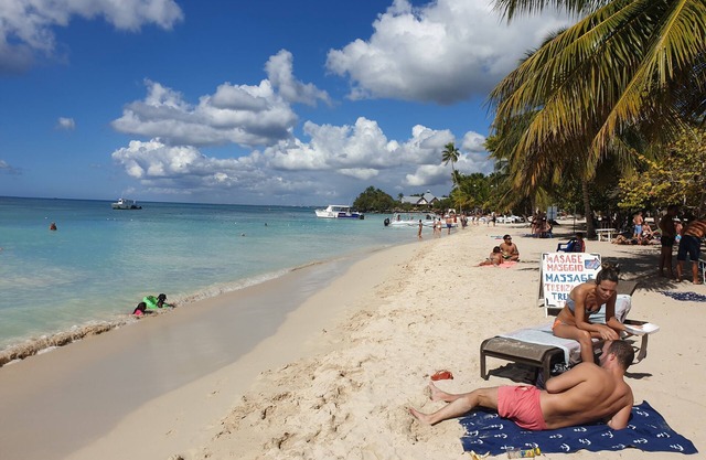 PLAYA BLANCA BED & BREAKFAST
