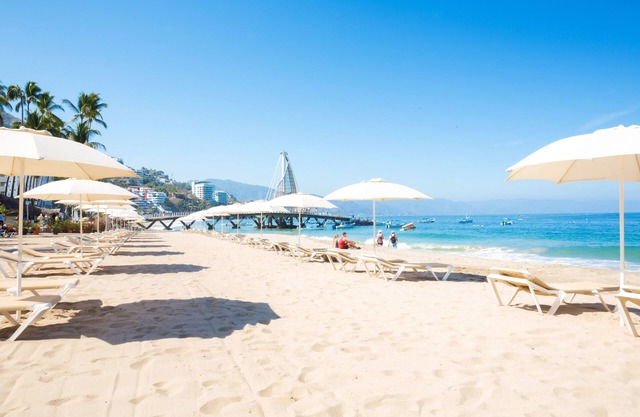 Playa Los Arcos Resort & Spa