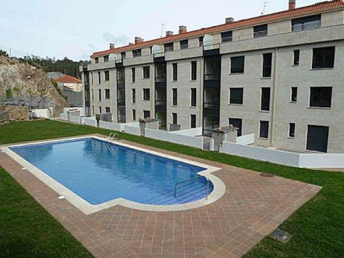 Playa y piscina a tu alcance en boiro