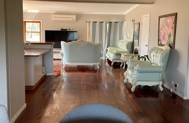 Pleasant and quiet hunter valley olive tree farm stay