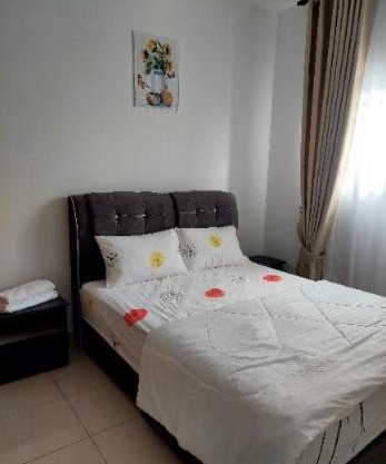Pleasant Homestay 3 Bedroom stay near KLIA airport with pool and gym
