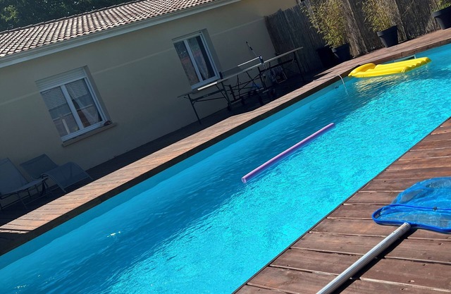 Pleasant house between the Bassin d'Arcachon and Bordeaux not far from the airport
