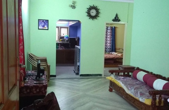 Agradable y espacioso 1BHK. 25 minutos del aeropuerto / AC / TV / cocina