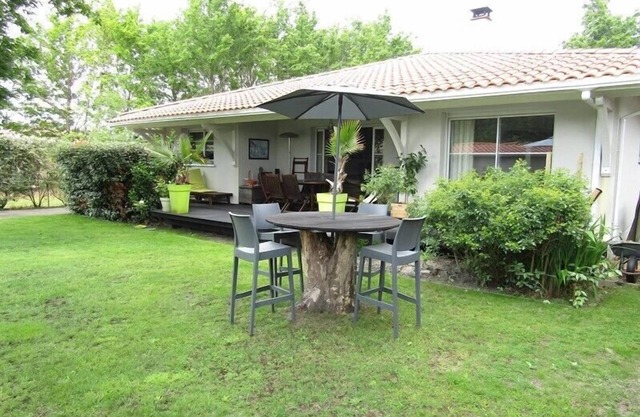 Bonita villa espaciosa para 6 personas cerca del lago Lacanau