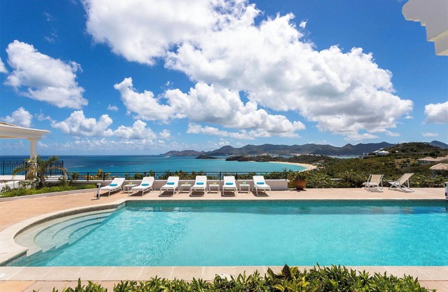 Beaulieu in Terres Basses by Personal Villas - Luxurious Villa on a Hill