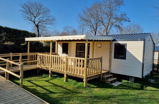 PMR mobile home near Pénestin-Camping Les Rives de Vilaine** - France
