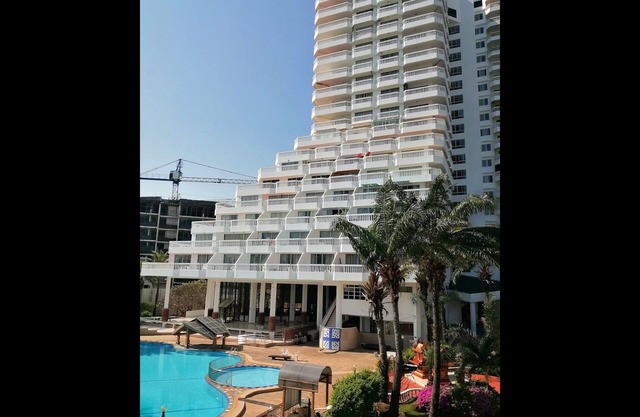 PMY Beach Condo, Saengchan. Alojamiento en el mar.