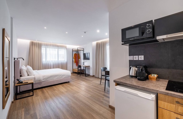 Pnoe Urban Living