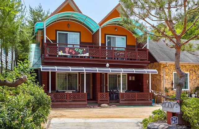 Pocheon Blooming Hill Pension