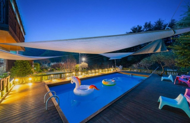 Pocheon Lojas Pension