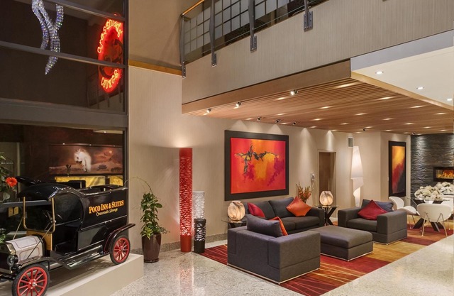 Poco Inn and Suites Hotel & Conference Centre