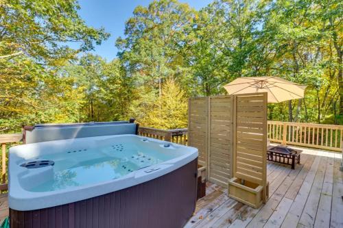 Pocono Getaway A frame Cabin w/Hot Tub Sauna
