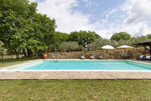 Podere Beccalorzo con piscina