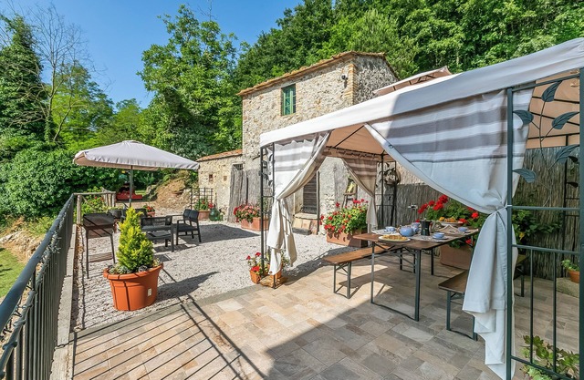 Podere del Ciacchi Among Tuscany Greenery, Montieri, Italy