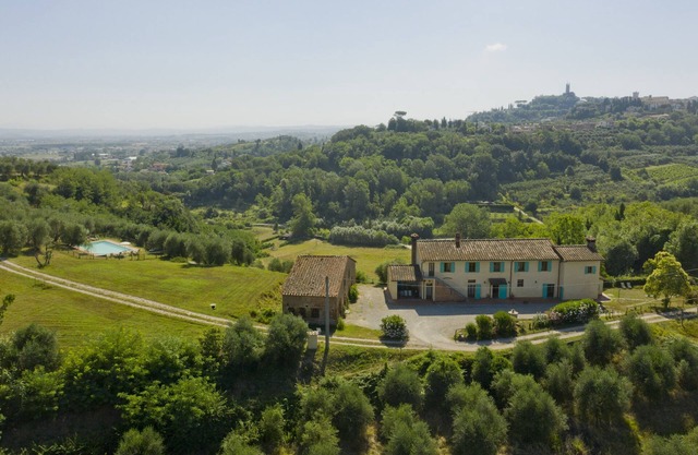Podere l'Ulivo: típica villa toscana de 400 metros con una gran piscina
