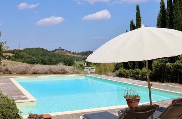 Podere La Sterza Prachtig Huis Midden de Bossen en Heuvels in Toscane