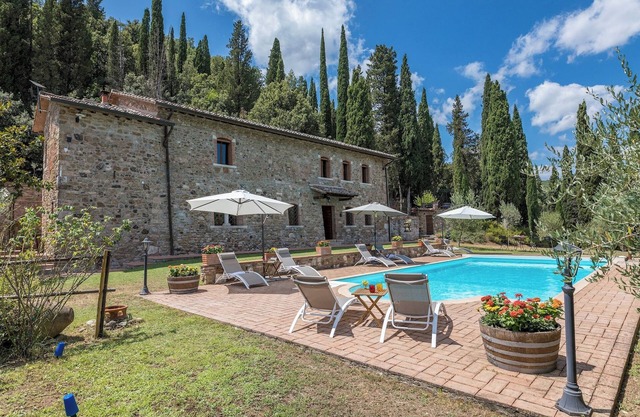 Podere Montioni 6+2, Emma Villas