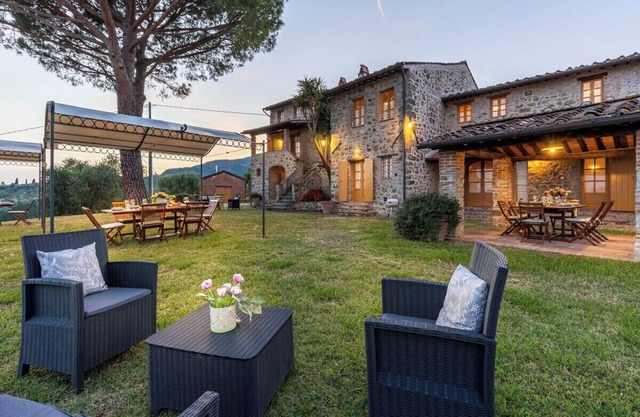 Podere Oasi, villa privada con piscina vallada, vistas