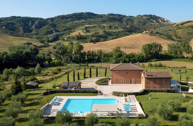 Podere Terranuova 10+2, Emma Villas