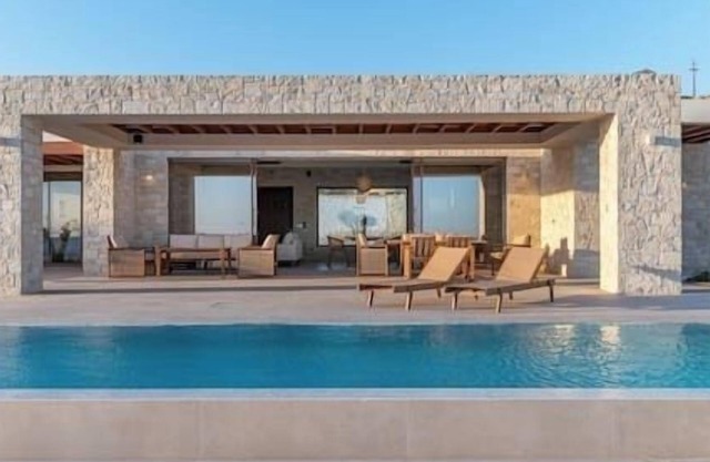 Poemo Villa-Erotokritos,Elegance by the Sea!