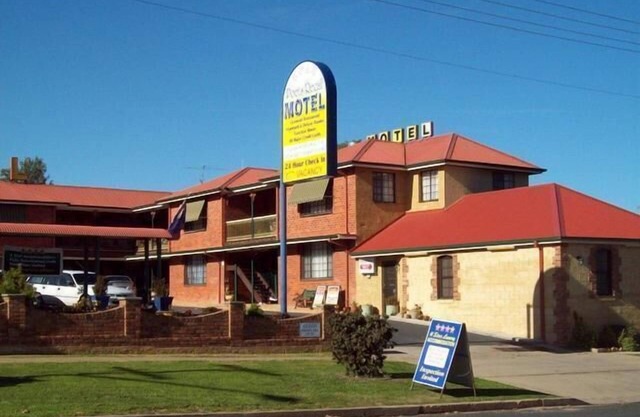 Poets Recall Motel