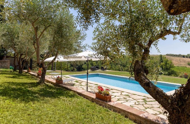 Poggio Vitignano Charming Cottage With Pool and Parking