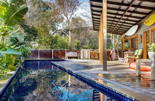 POINT LEO BEACH HOUSE - POINT LEO