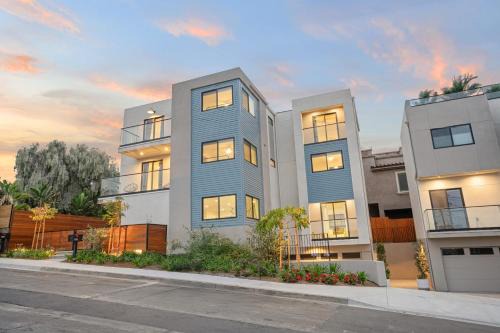Point View Retreat by AvantStay 5BR Coastal Stay w En-suites & Kitchen