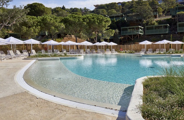 Pola Giverola Latroupe Camp
