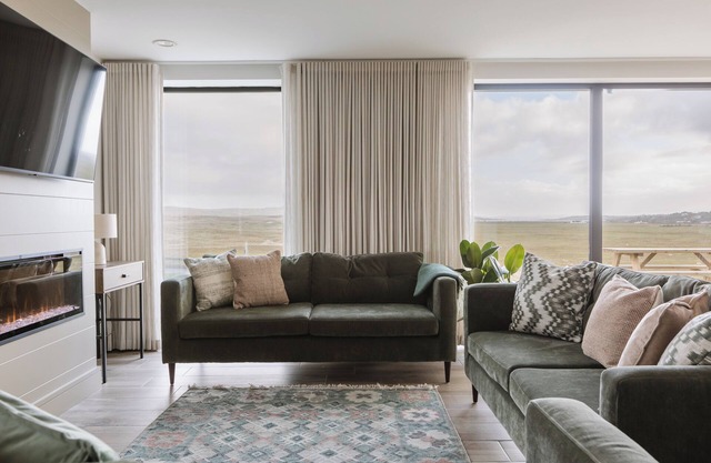 Pollan - 4 bedroom, Pollan @ Ballyliffin Beach Houses metres from Pollan Bay on the #WildAtlanticWay