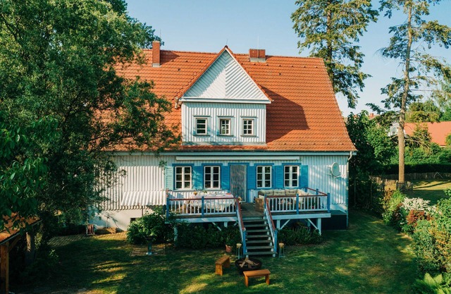 Pommernhaus Forsthaus Rieth on the lake, sauna, fireplace, rowing boat - large fenced-in area