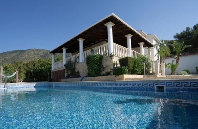 Villa Pomos Harbourbiew