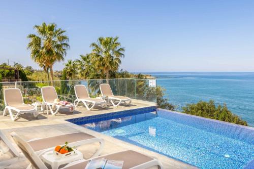 Pomos Seashore villa