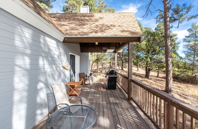 Ponderosa Pines - Prescott Cabin Rentals