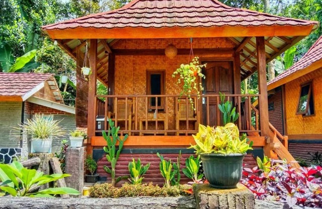 Pondok rinjani bungalow tetebatu