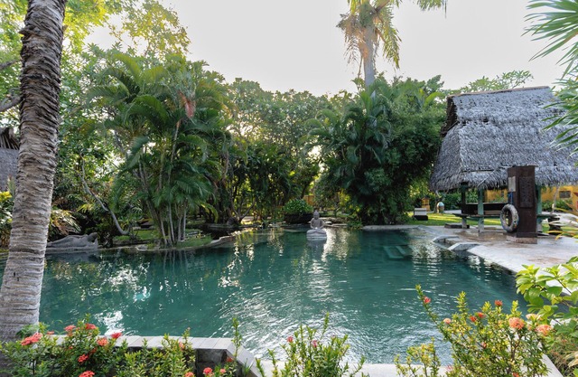 Pondok Sari Beach & Spa Resort