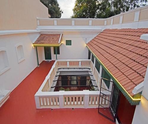 PondyVilla SENTOSA