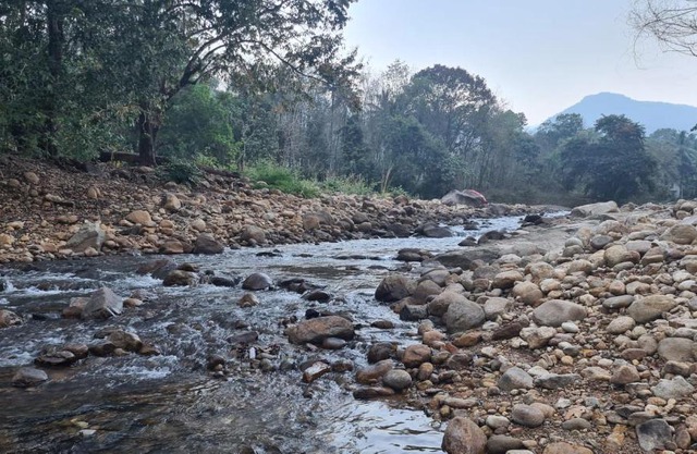 PONMUDI DALE. HOMESTAY