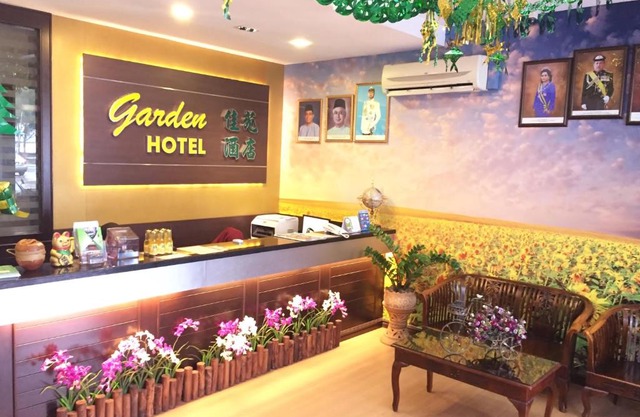 Pontian Garden Hotel