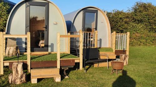 "PONY POD" at Nelson Park Riding Centre Ltd - GLAMPING POD also available the fox pod and Trailor Escapes- BIRCHINGTON, RAMSGATE, BROADSTAIRS MARGATE