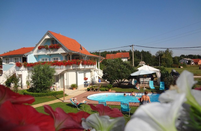 Pool Apartments Plitvice Lakes