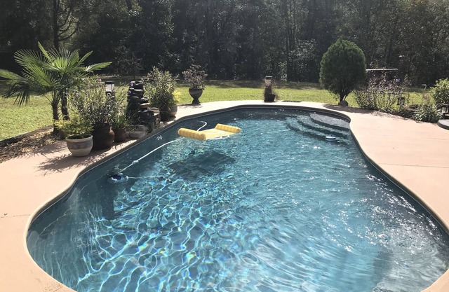 Amazing Pool Home Ranch Retreat, Firepit, BBQ, WIFI, RV & Boat Parking.