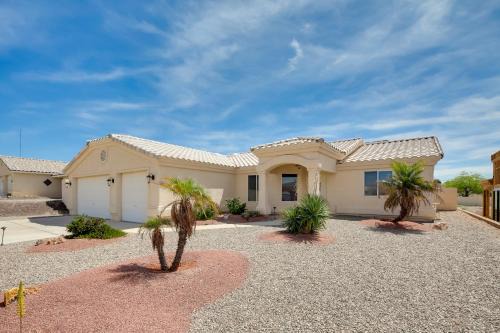 Pool, Hot Tub and Mtn Views Lake Havasu City Home!