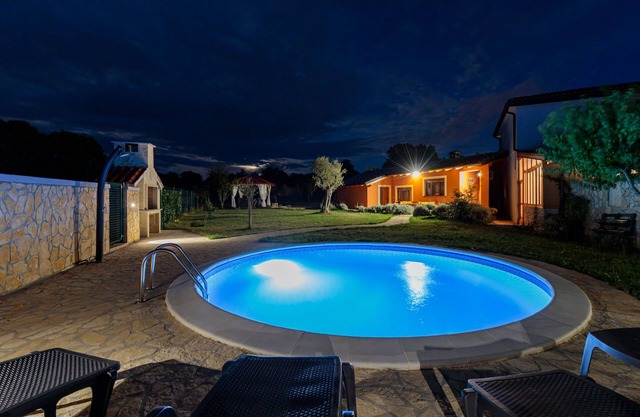 Pool & Spa House Betiga 2, Fažana, Croatia