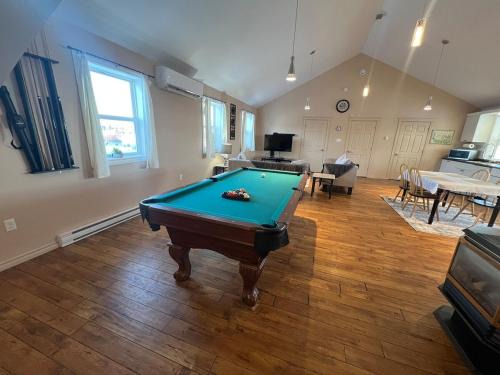 Pool Table, Foosball & Darts!